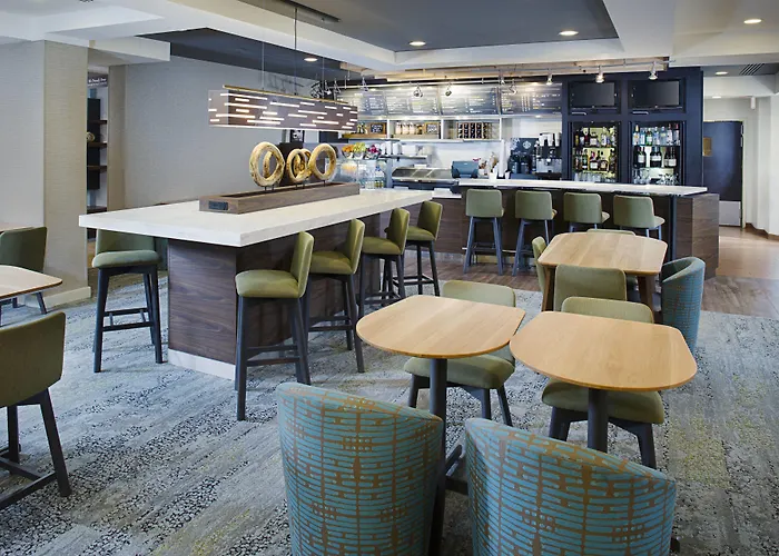 Courtyard By Marriott West Palm Beach Airport